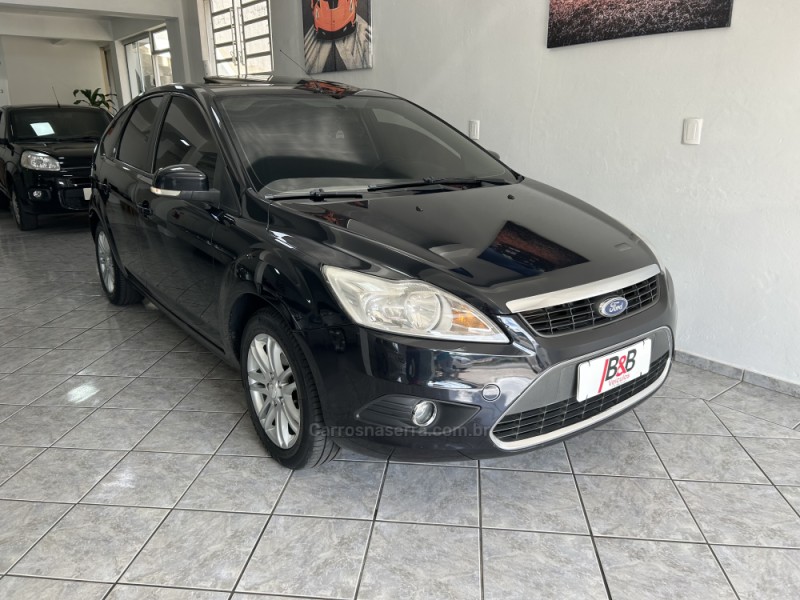 FOCUS 2.0 GHIA 16V GASOLINA 4P AUTOMÁTICO - 2009 - NOVA PRATA