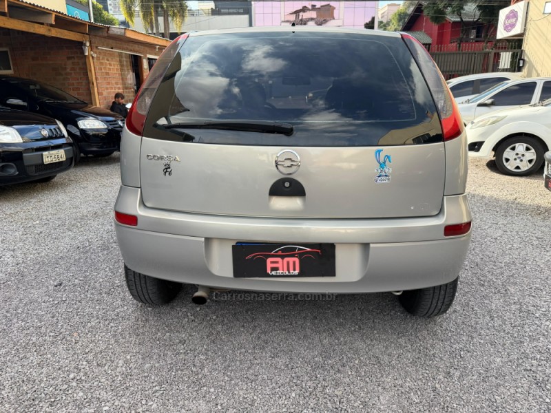 CORSA 1.0 MPFI 8V GASOLINA 4P MANUAL - 2004 - CAXIAS DO SUL