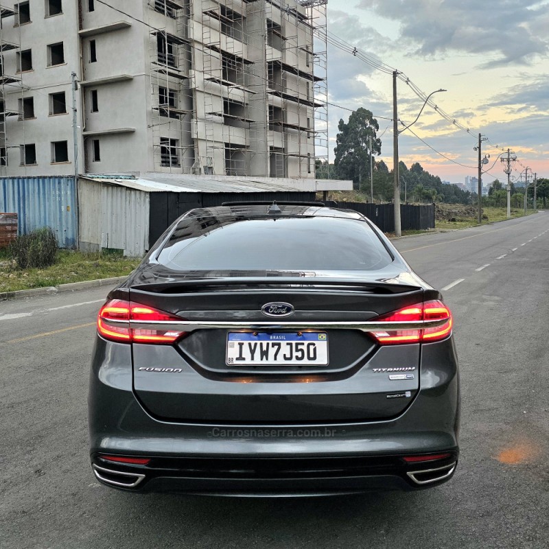 FUSION 2.0 TITANIUM AWD 16V GASOLINA 4P AUTOMÁTICO - 2018 - CAXIAS DO SUL
