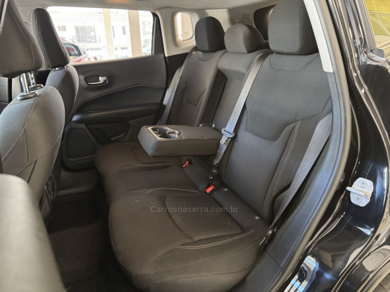 COMPASS 2.0 16V DIESEL LONGITUDE 4X4 AUTOMÁTICO - 2017 - FLORES DA CUNHA