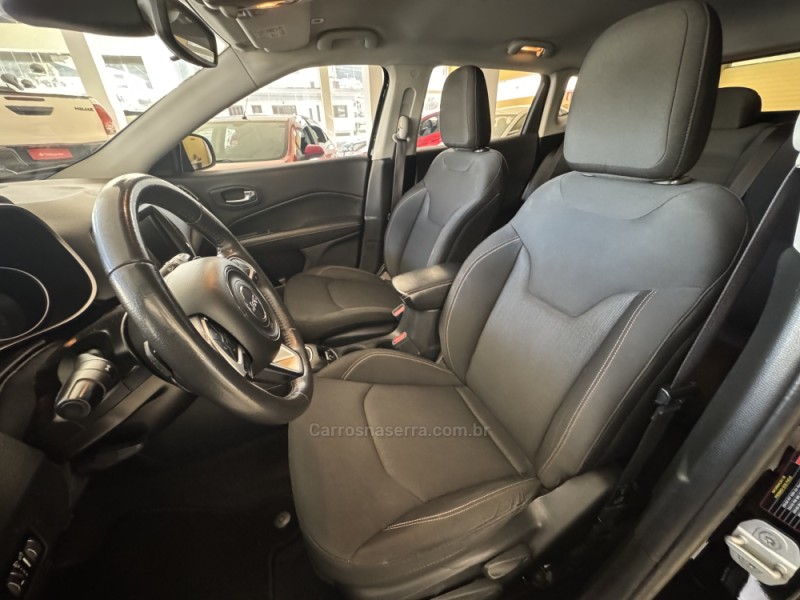 COMPASS 2.0 16V DIESEL LONGITUDE 4X4 AUTOMÁTICO - 2017 - FLORES DA CUNHA