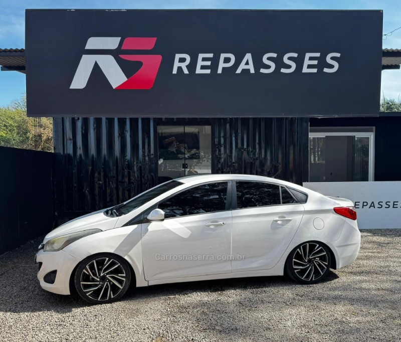 HB20S 1.0 COMFORT 12V FLEX 4P MANUAL - 2014 - PORTãO