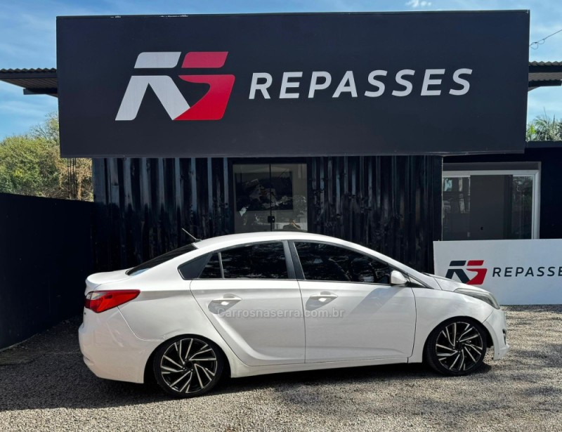 HB20S 1.0 COMFORT 12V FLEX 4P MANUAL - 2014 - PORTãO