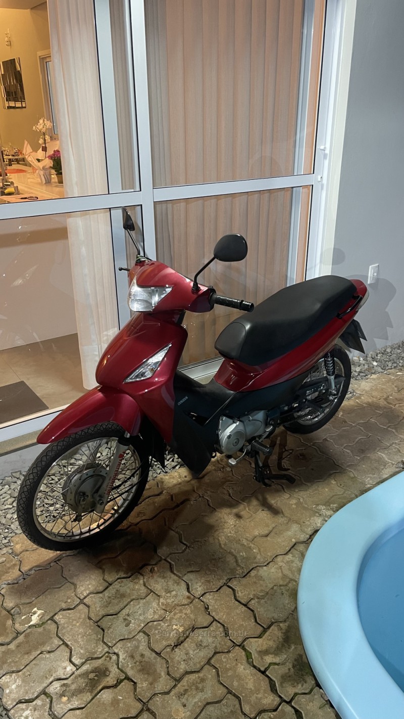 BIZ 125 ES - 2010 - TAPEJARA