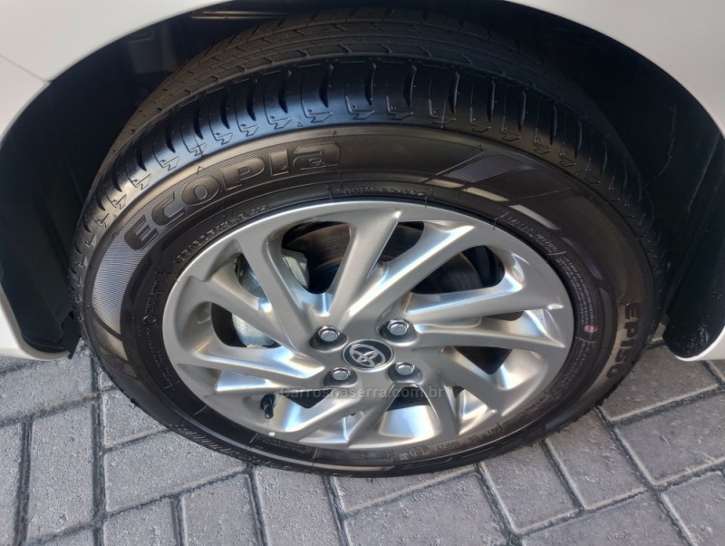 YARIS 1.5 XS 16V FLEX 4P AUTOMÁTICO - 2025 - CAXIAS DO SUL