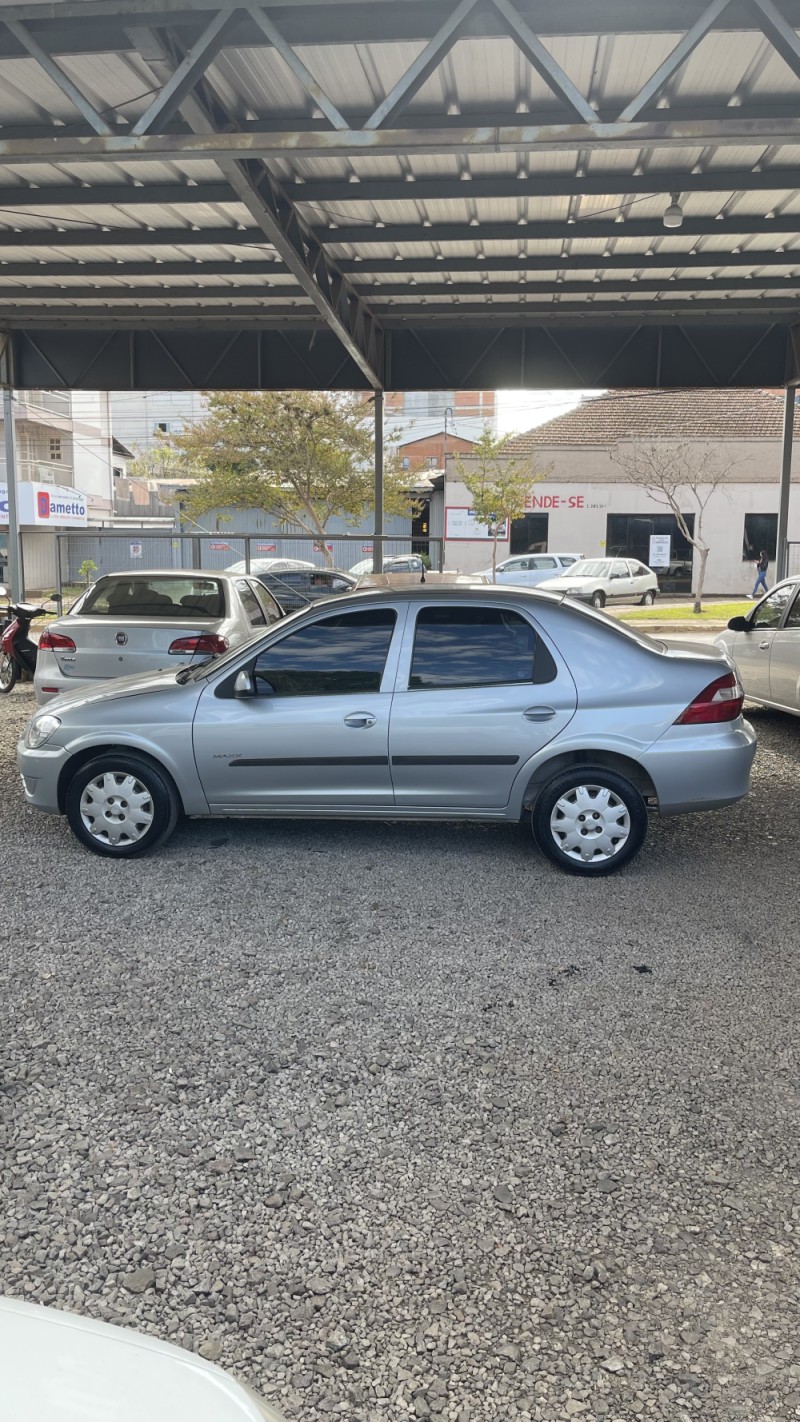 PRISMA 1.4 MPFI MAXX 8V FLEX 4P MANUAL - 2011 - TAPEJARA