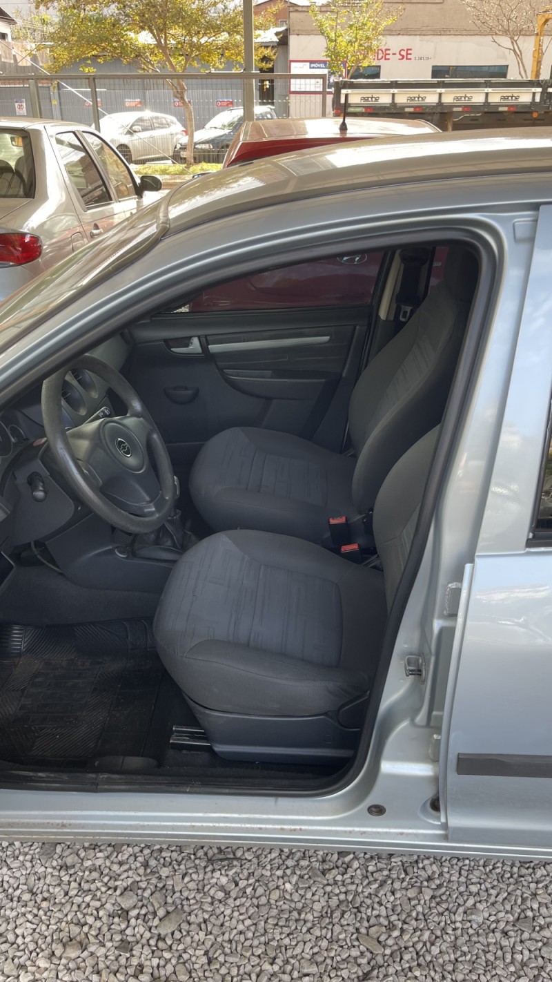 PRISMA 1.4 MPFI MAXX 8V FLEX 4P MANUAL - 2011 - TAPEJARA