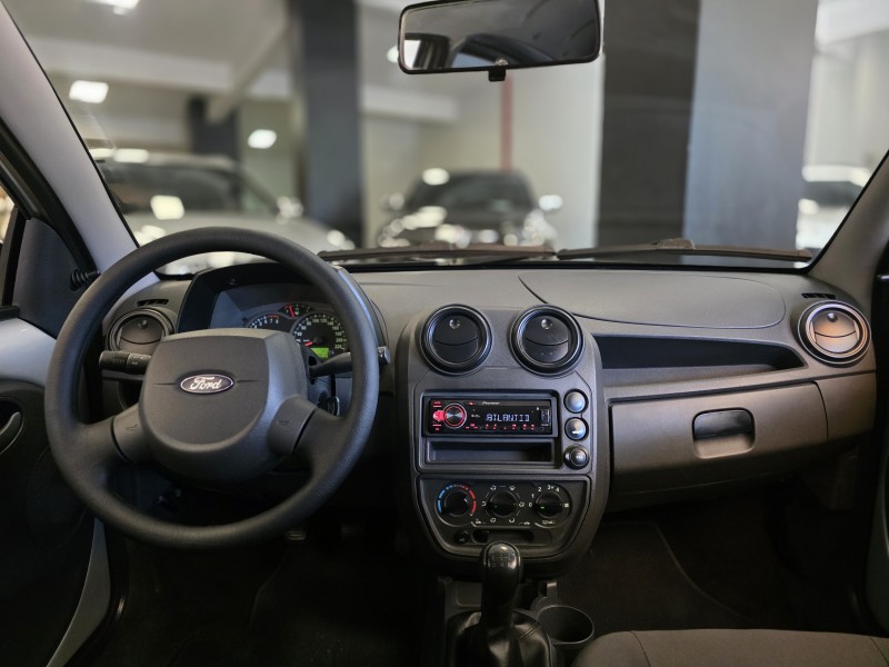 KA 1.0 MPI CLASS 8V FLEX 2P MANUAL - 2009 - CAXIAS DO SUL