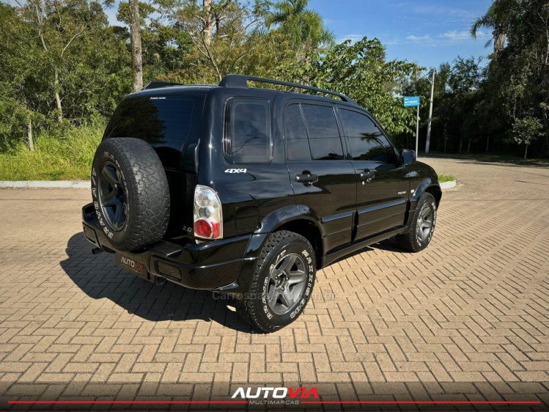 TRACKER 2.0 4X4 8V GASOLINA 4P MANUAL - 2009 - SAPIRANGA