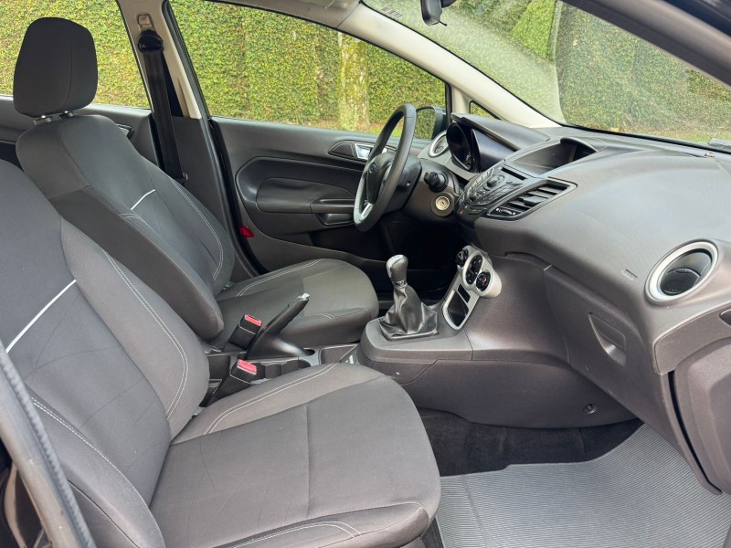FIESTA 1.6 SE HATCH PLUS 16V FLEX 4P MANUAL - 2014 - CAXIAS DO SUL