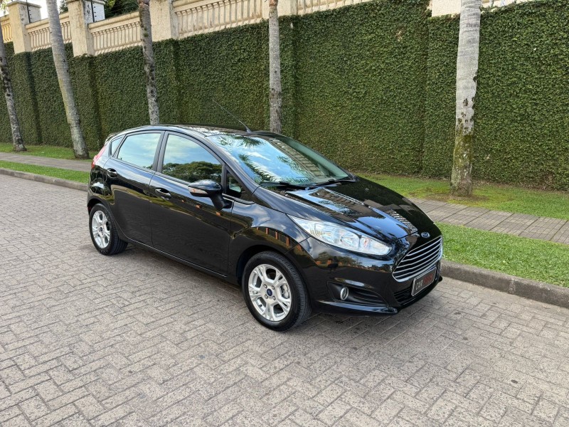 FIESTA 1.6 SE HATCH PLUS 16V FLEX 4P MANUAL - 2014 - CAXIAS DO SUL