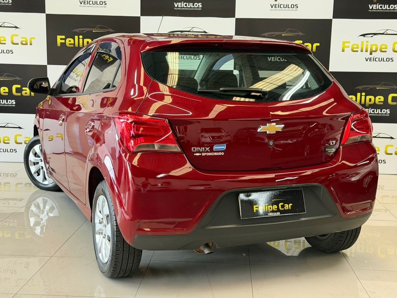 ONIX 1.0 MPFI LT 8V FLEX 4P MANUAL - 2018 - CAXIAS DO SUL