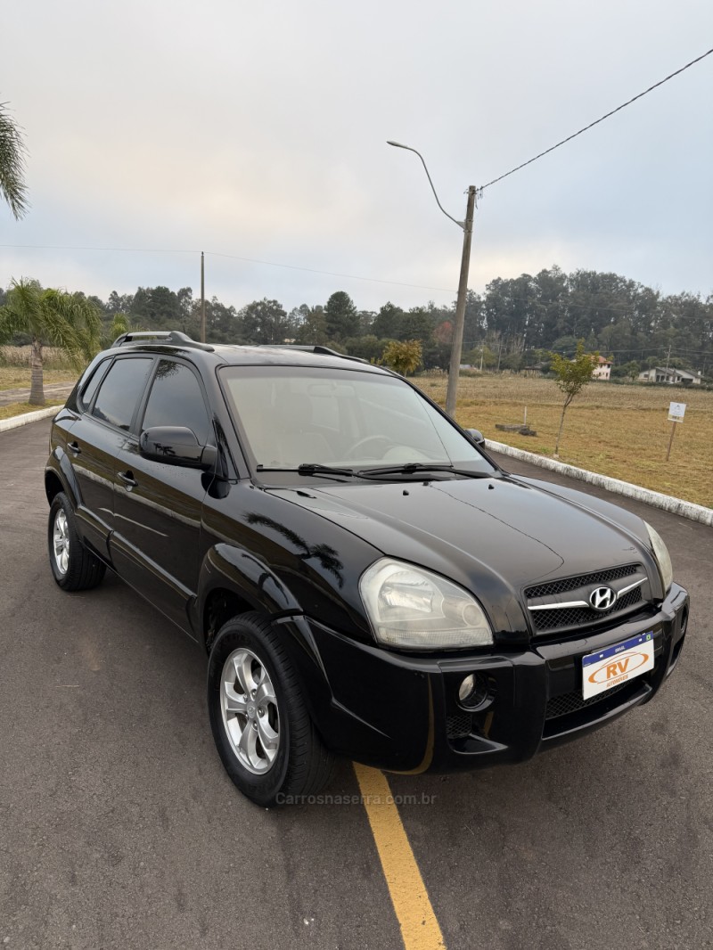 TUCSON 2.0 MPFI GLS 16V 143CV 2WD FLEX 4P AUTOMÁTICO - 2014 - CARLOS BARBOSA