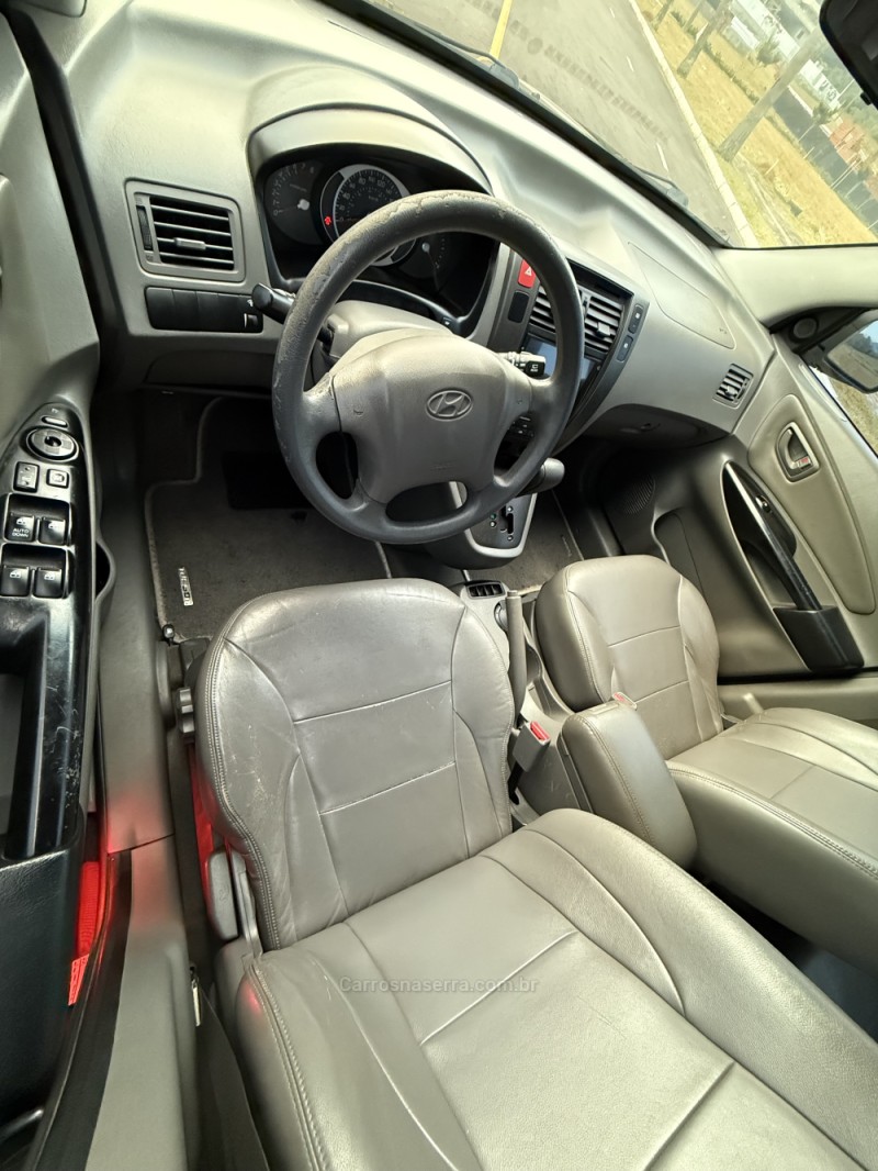 TUCSON 2.0 MPFI GLS 16V 143CV 2WD FLEX 4P AUTOMÁTICO - 2014 - CARLOS BARBOSA