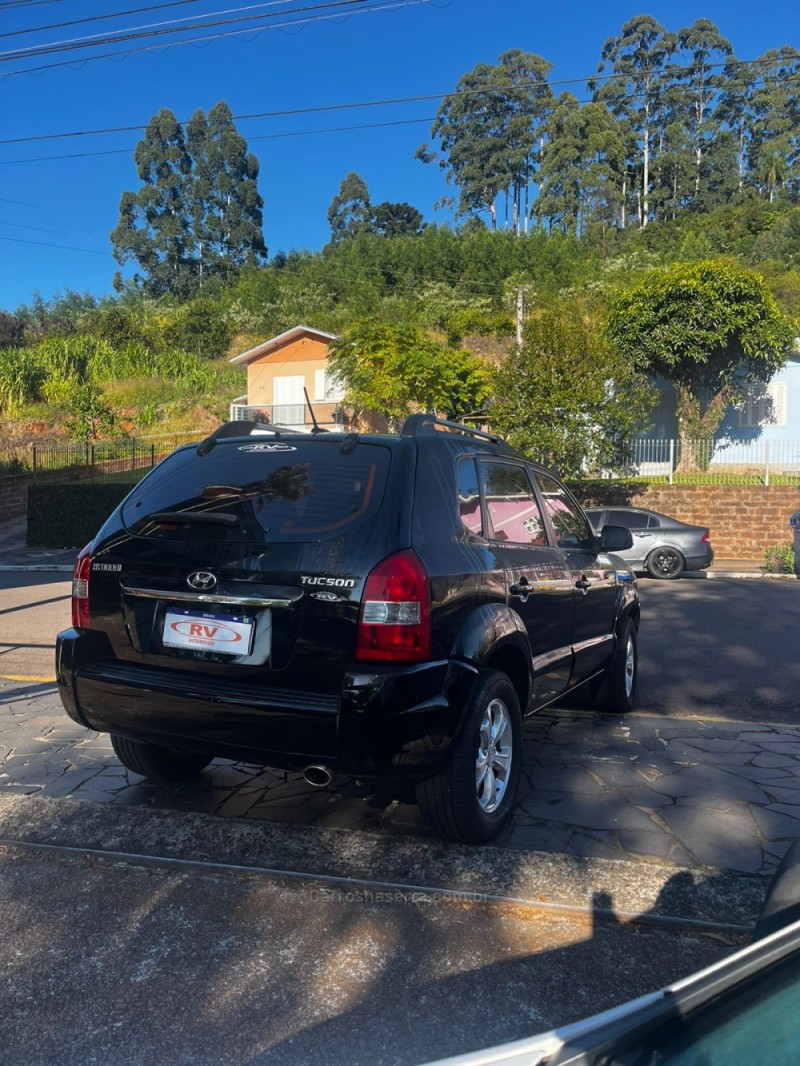 TUCSON 2.0 MPFI GLS 16V 143CV 2WD FLEX 4P AUTOMÁTICO - 2014 - CARLOS BARBOSA