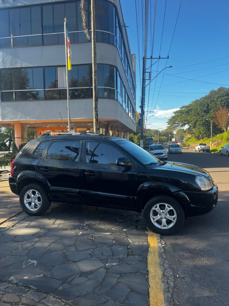 TUCSON 2.0 MPFI GLS 16V 143CV 2WD FLEX 4P AUTOMÁTICO - 2014 - CARLOS BARBOSA