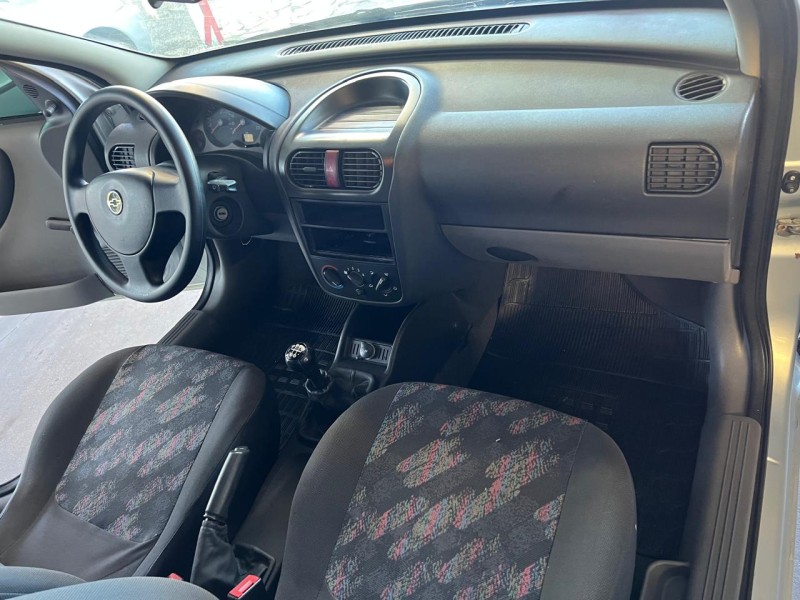 CORSA 1.0 MPFI MAXX 8V FLEX 4P MANUAL - 2005 - CAXIAS DO SUL