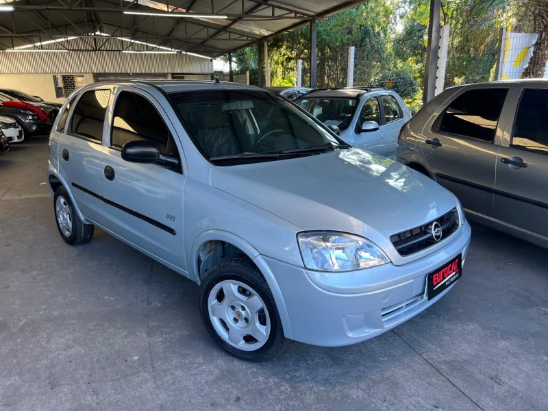 CORSA 1.0 MPFI MAXX 8V FLEX 4P MANUAL - 2005 - CAXIAS DO SUL