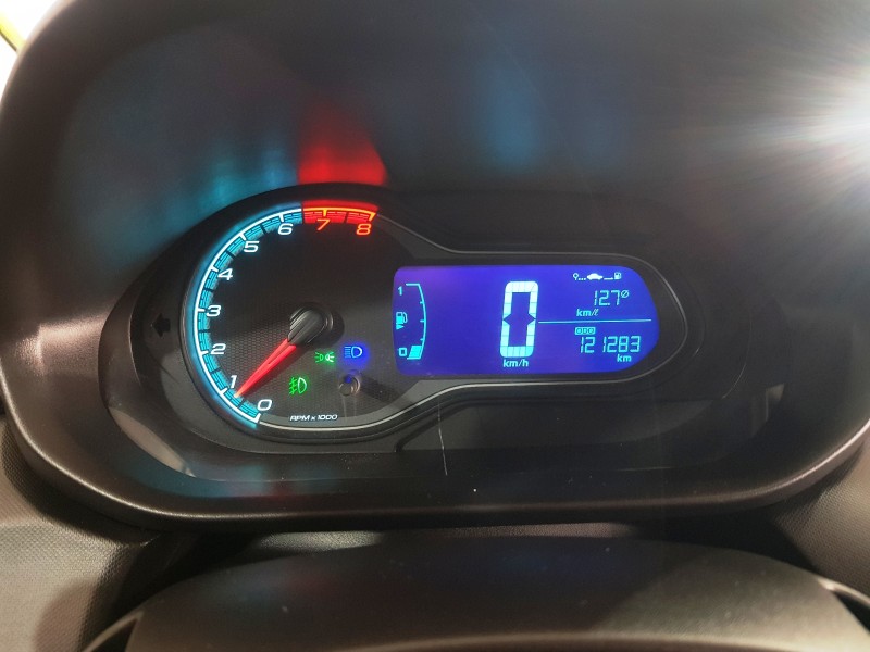 ONIX 1.4 MPFI LTZ 8V FLEX 4P MANUAL - 2015 - CAXIAS DO SUL