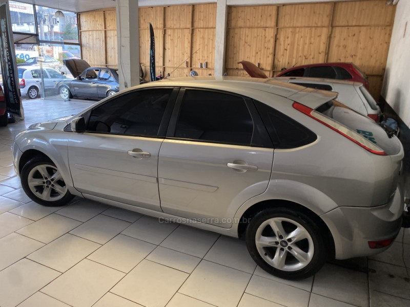 FOCUS 1.6 8V FLEX 4P MANUAL - 2011 - CAXIAS DO SUL