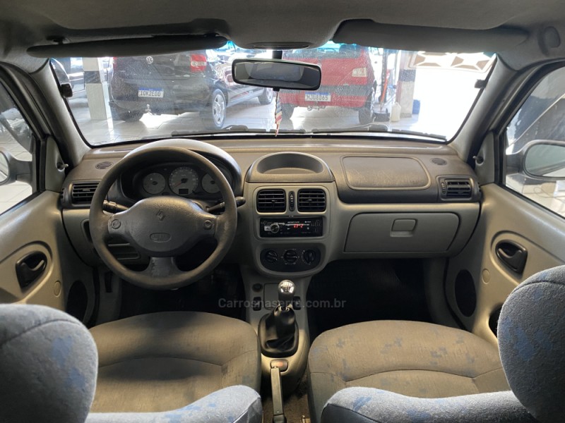 CLIO 1.0 AUTHENTIQUE 16V HI-FLEX 4P MANUAL - 2005 - CAXIAS DO SUL