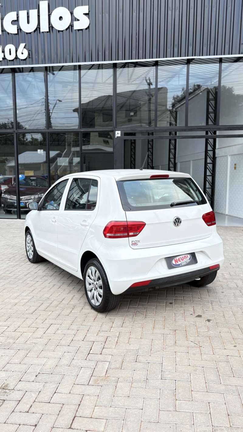 FOX 1.6 MSI COMFORTLINE 8V FLEX 4P MANUAL - 2017 - LAJEADO
