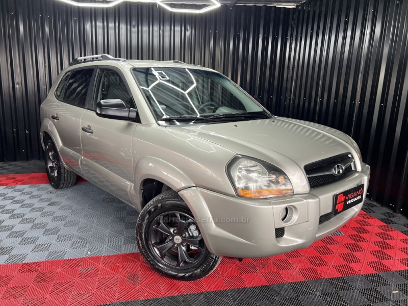 TUCSON 2.0 MPFI GL 16V 142CV 2WD GASOLINA 4P AUTOMÁTICO - 2010 - CAXIAS DO SUL