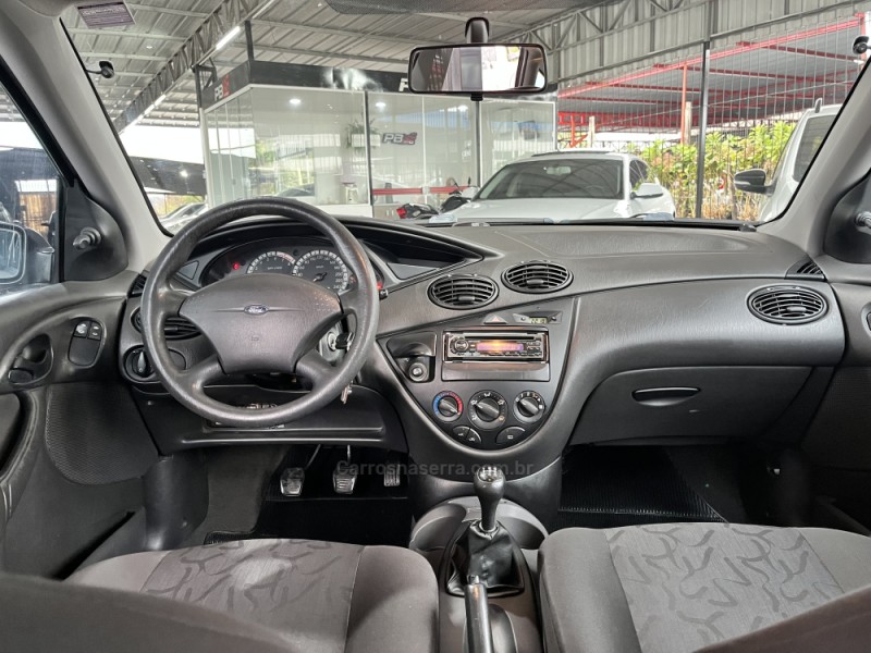 FOCUS 1.6 SE PLUS 16V FLEX 4P MANUAL - 2009 - CAXIAS DO SUL