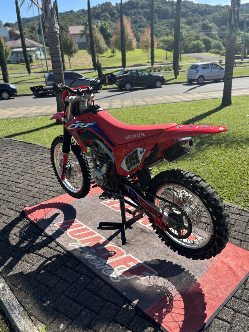 CRF 250F  - 2023 - FELIZ