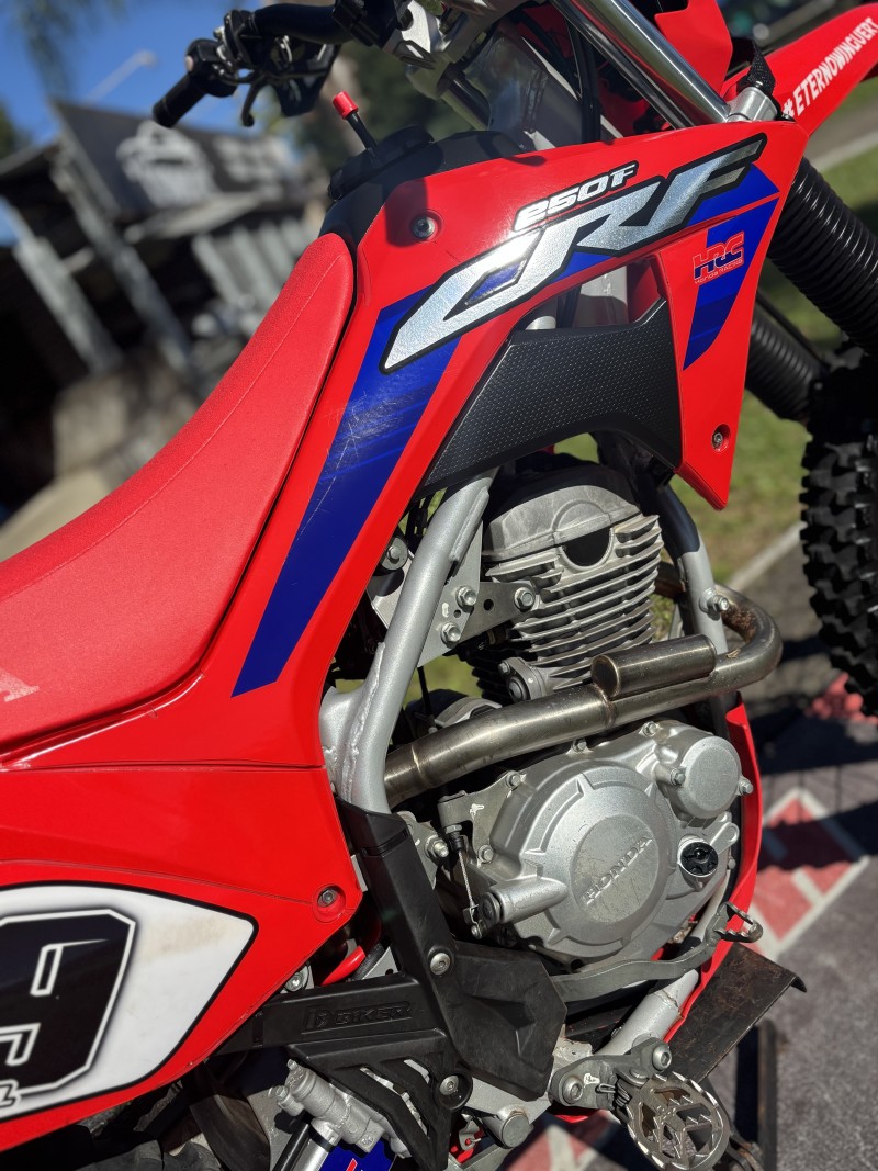 CRF 250F  - 2023 - FELIZ