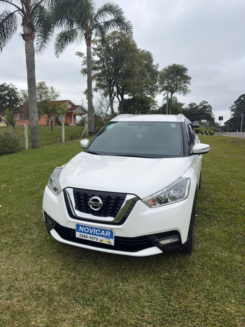 KICKS 1.6 16V FLEX SV 4P XTRONIC - 2020 - FARROUPILHA