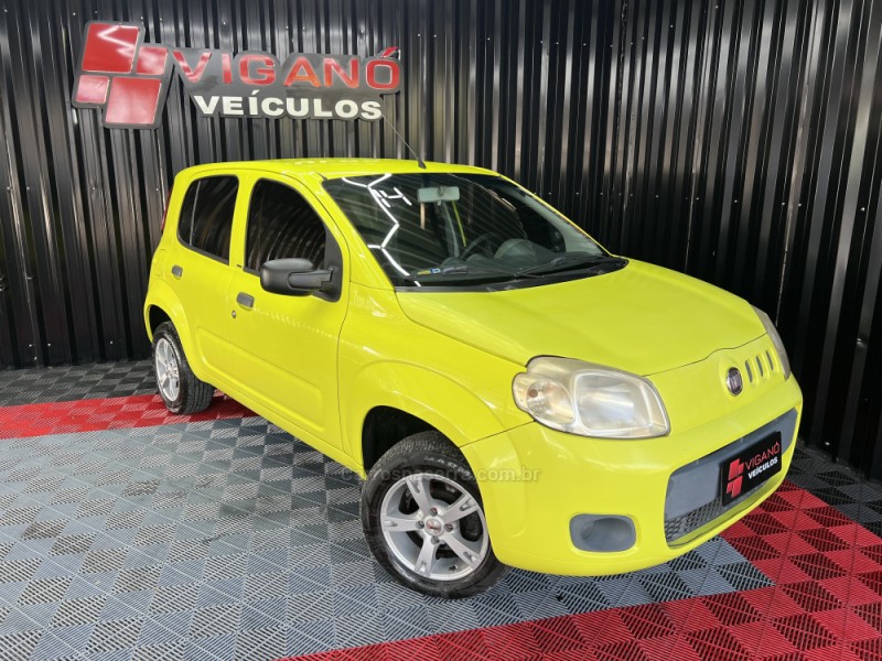 UNO 1.0 VIVACE 8V FLEX 4P MANUAL - 2014 - CAXIAS DO SUL