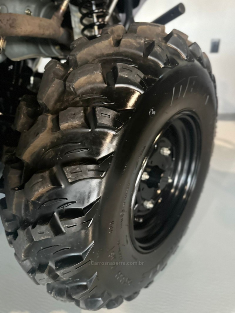 OUTLANDER 570 - 2024 - TRêS COROAS