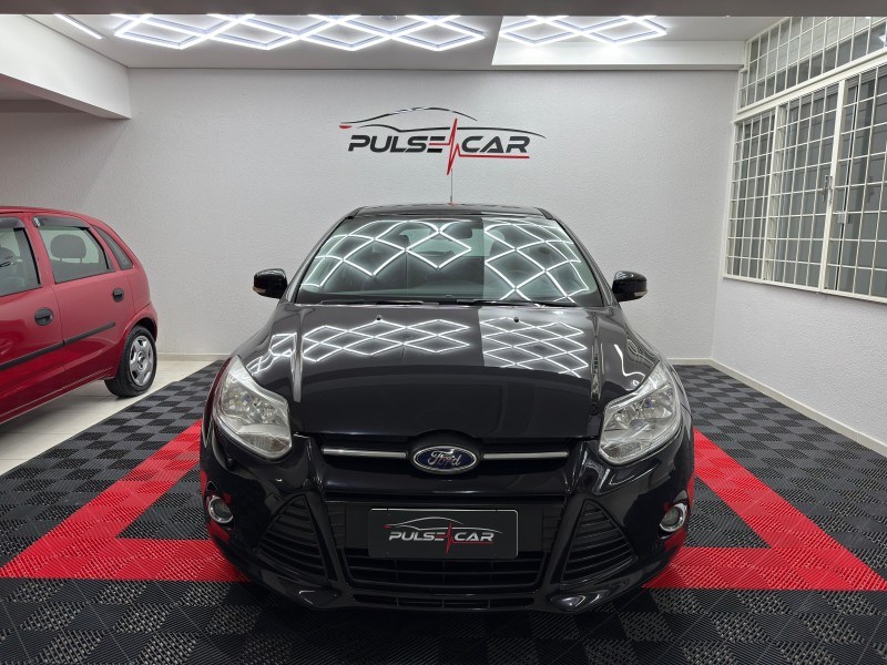 FOCUS 1.6 SE 8V FLEX 4P MANUAL - 2014 - CAXIAS DO SUL