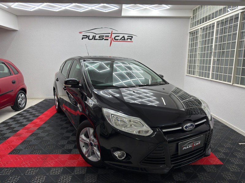 FOCUS 1.6 SE 8V FLEX 4P MANUAL - 2014 - CAXIAS DO SUL