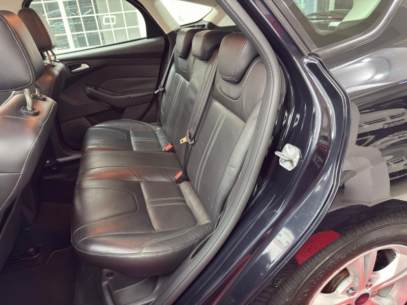 FOCUS 1.6 SE 8V FLEX 4P MANUAL - 2014 - CAXIAS DO SUL