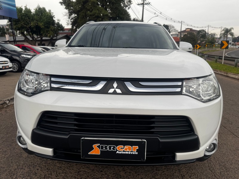 OUTLANDER 2.0 16V GASOLINA 4P AUTOMÁTICO - 2014 - DOIS IRMãOS