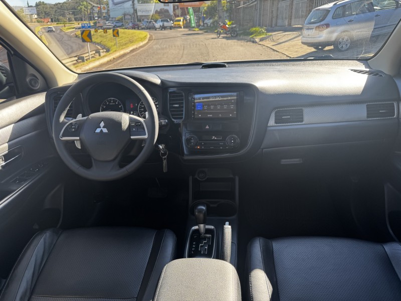 OUTLANDER 2.0 16V GASOLINA 4P AUTOMÁTICO - 2014 - DOIS IRMãOS