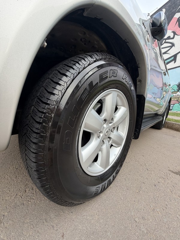 HILUX SW4 3.0 SRV 4X4 7 LUGARES 16V TURBO INTERCOOLER DIESEL 4P AUTOMÁTICO - 2010 - CAXIAS DO SUL