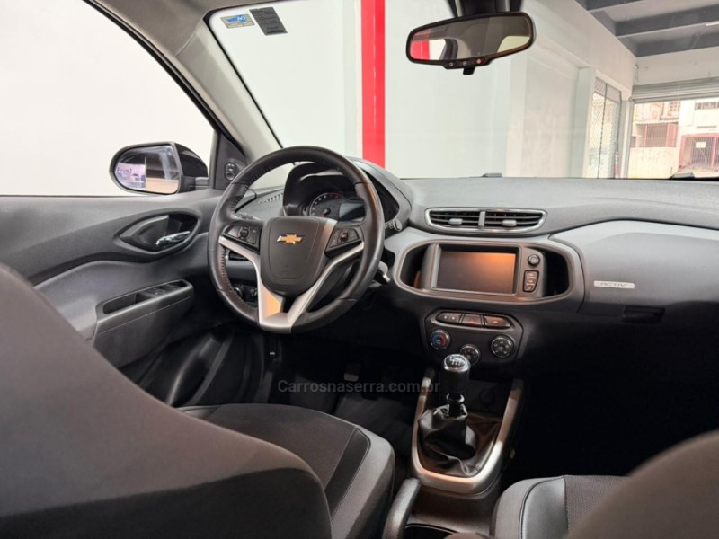 ONIX 1.4 MPFI ACTIV 8V FLEX 4P MANUAL - 2019 - CAXIAS DO SUL