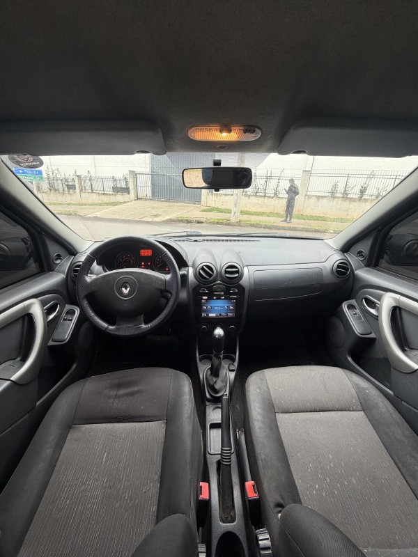 LOGAN 1.6 AUTHENTIQUE 8V TORQUE FLEX 4P MANUAL - 2013 - CAXIAS DO SUL