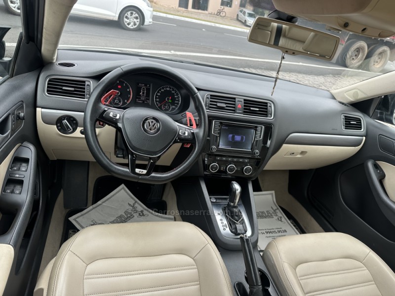 JETTA 2.0 TSI HIGHLINE 211CV GASOLINA 4P TIPTRONIC - 2013 - SãO MARCOS