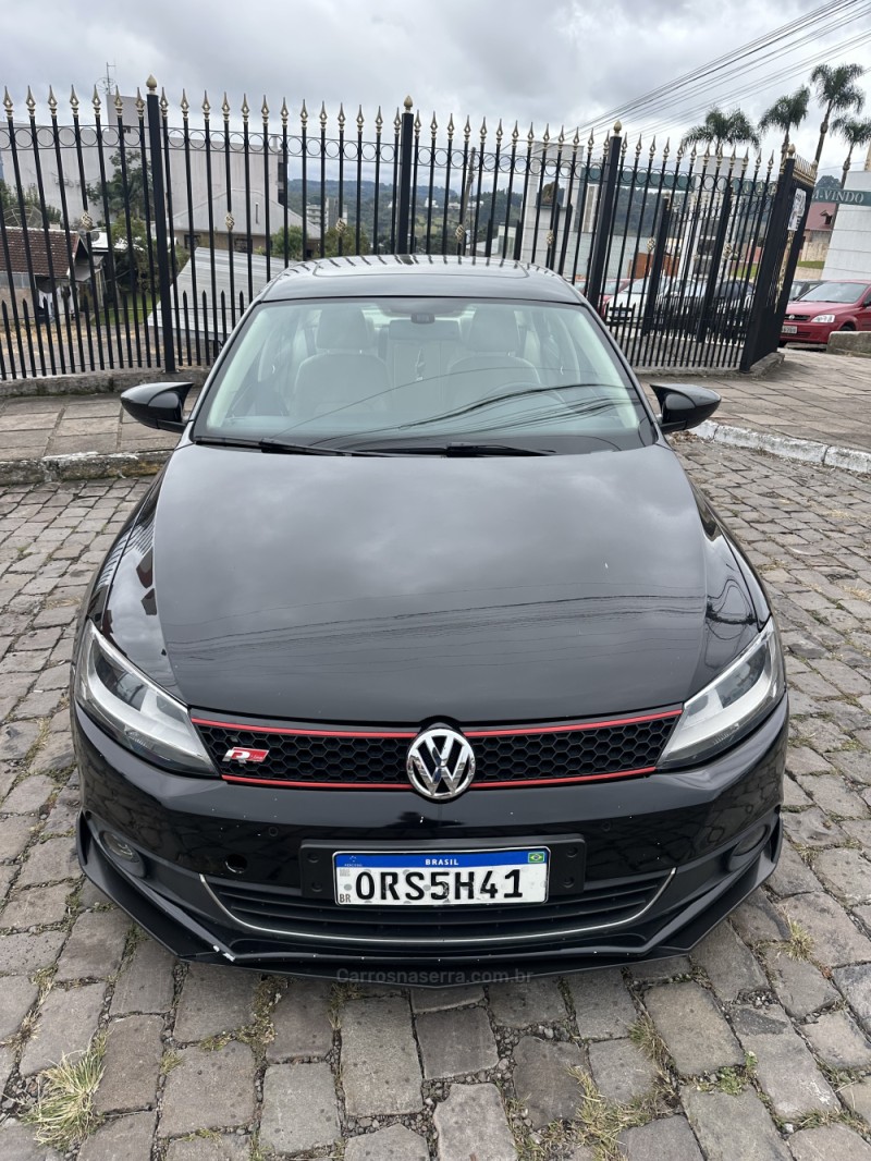 JETTA 2.0 TSI HIGHLINE 211CV GASOLINA 4P TIPTRONIC - 2013 - SãO MARCOS