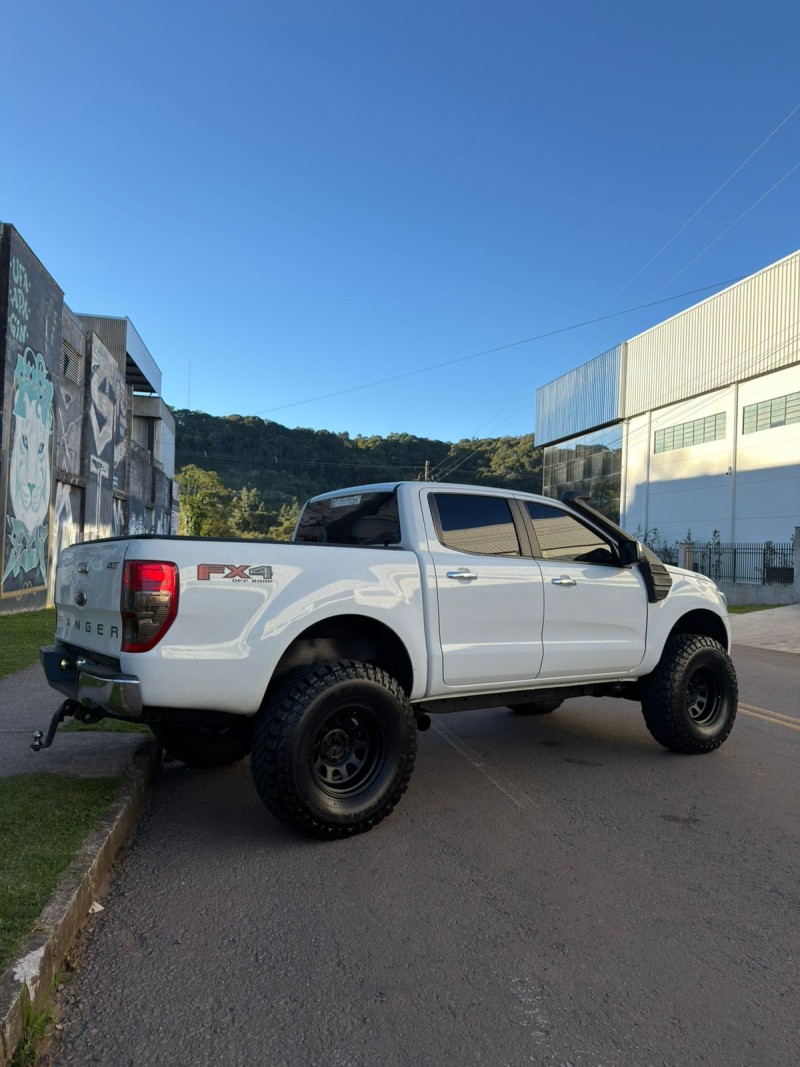 RANGER 3.2 LIMITED 4X4 CD 20V DIESEL 4P AUTOMÁTICO - 2015 - CAXIAS DO SUL