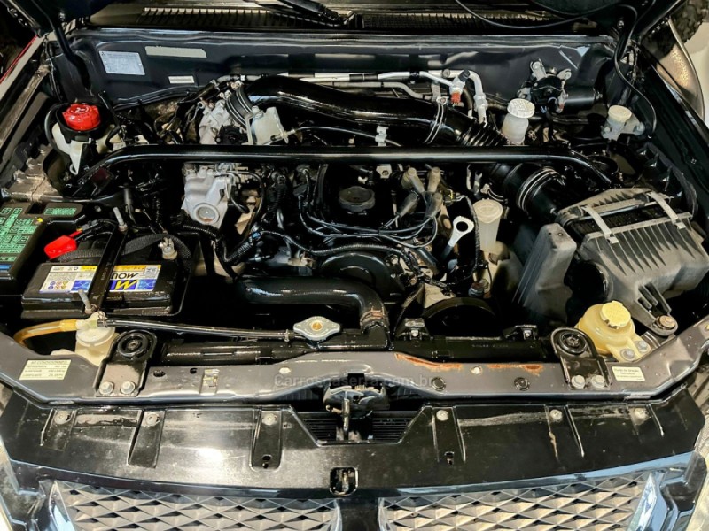 PAJERO TR4 2.0 GLS 4X4 16V FLEX 4P MANUAL - 2011 - TRêS COROAS