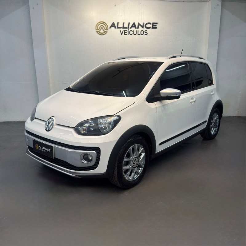 up 1.0 tsi cross 12v flex 4p manual 2016 caxias do sul