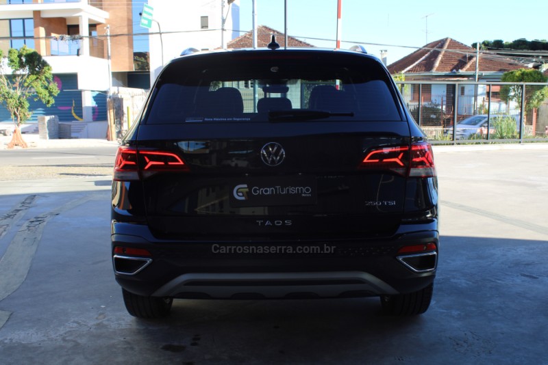 TAOS 1.4 16V HIGHLINE TSI FLEX 4P AUTOMÁTICO - 2024 - CAXIAS DO SUL