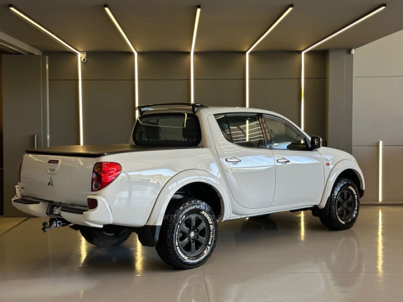 L200 TRITON 3.5 HPE 4X4 CD V6 24V FLEX 4P AUTOMÁTICO - 2013 - SAPIRANGA