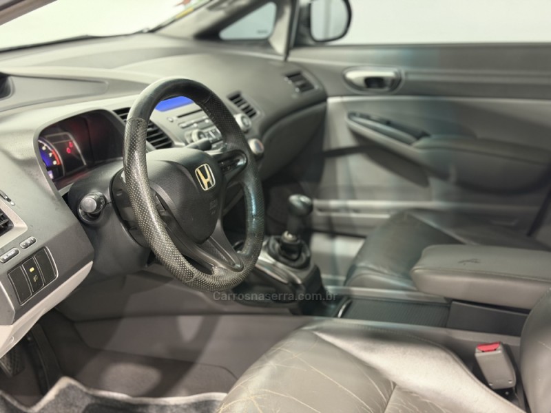 CIVIC 1.8 LXS 16V FLEX 4P MANUAL - 2008 - ESTâNCIA VELHA