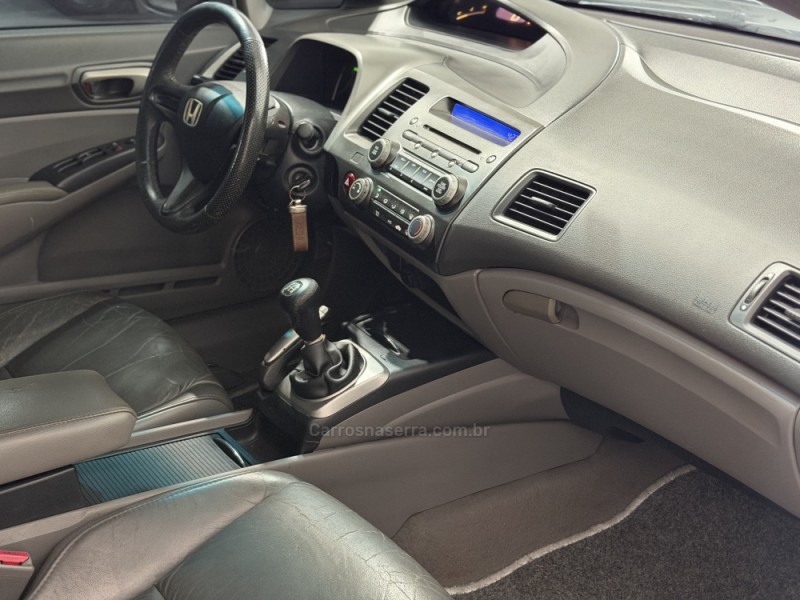 CIVIC 1.8 LXS 16V FLEX 4P MANUAL - 2008 - ESTâNCIA VELHA